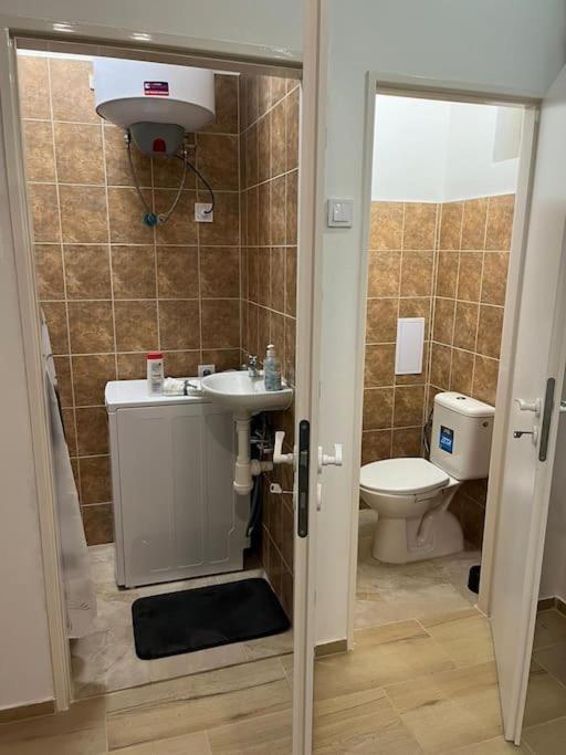 Bada Bing Plaza Apartment Bratislava Ngoại thất bức ảnh